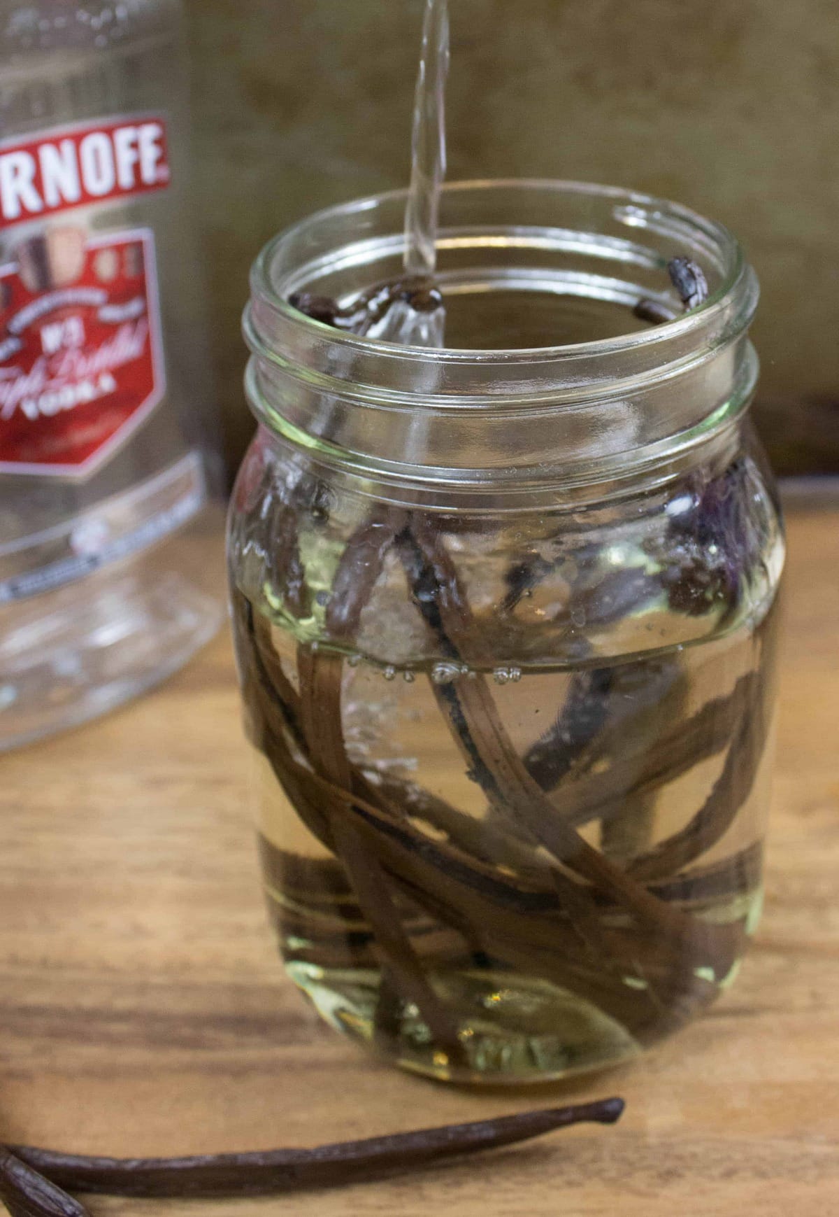 How To Make Your Own Vanilla Extract