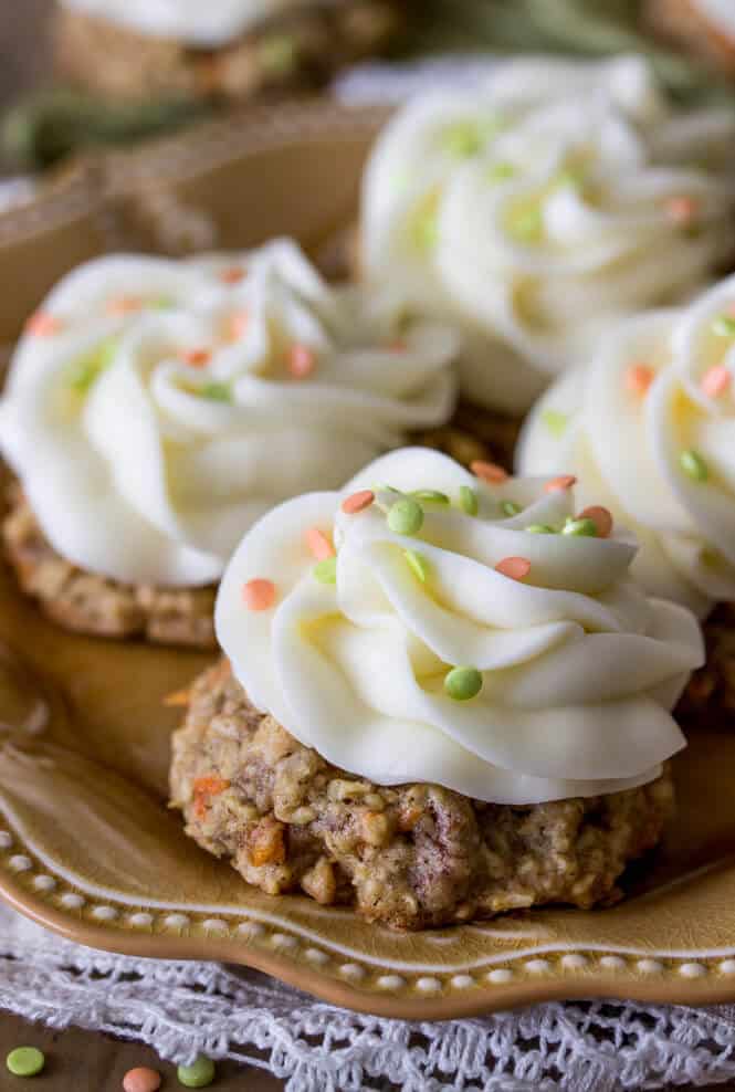 Carrot cake cookies with a cream cheese frosting topping! Much easier than making the whole cake! || Sugar Spun Run