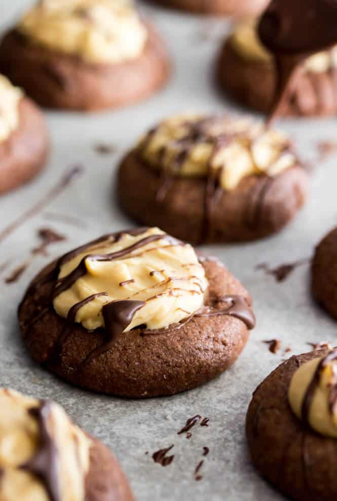 Chocolate Peanut Butter Thumbprint Cookies || Sugar Spun Run