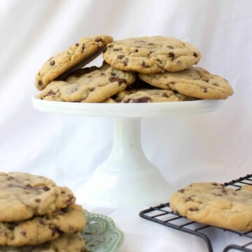 cookies on cake stand
