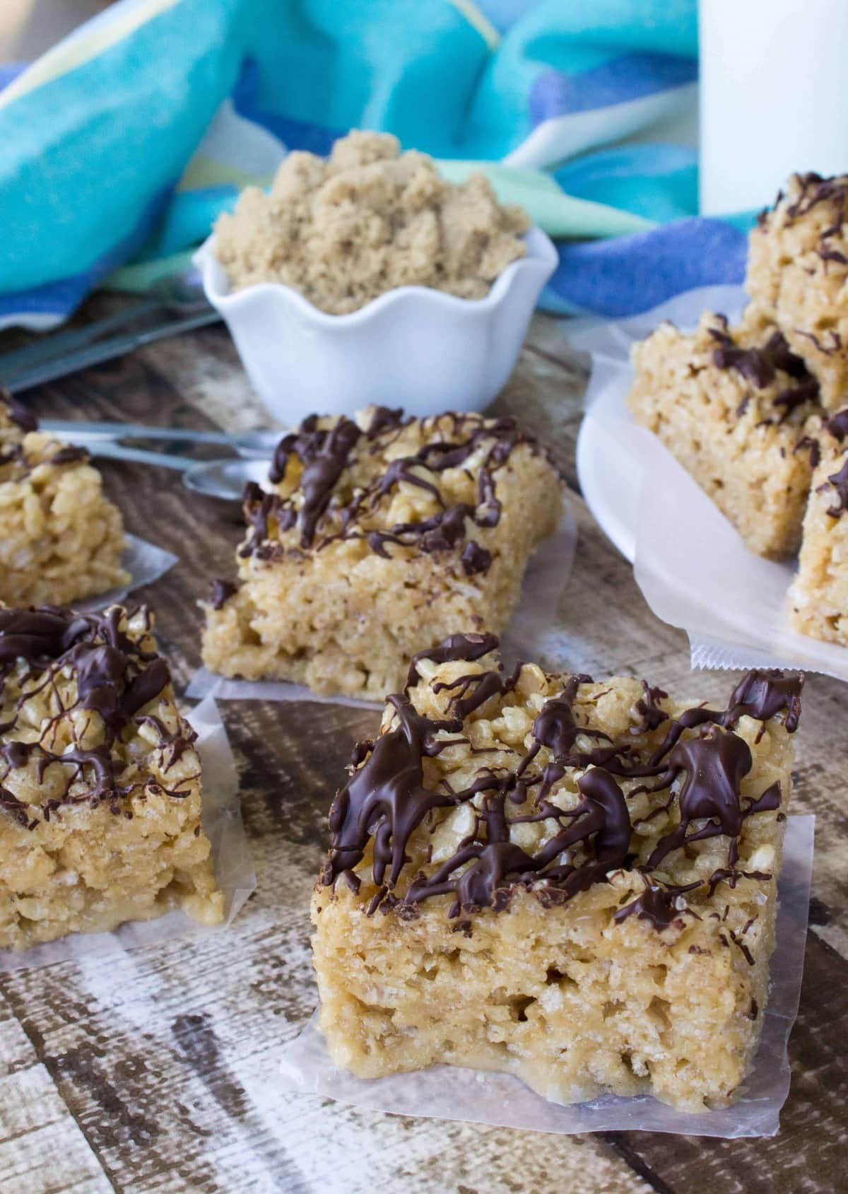 carmelized rice krispie treats with chocolate drizzle-6