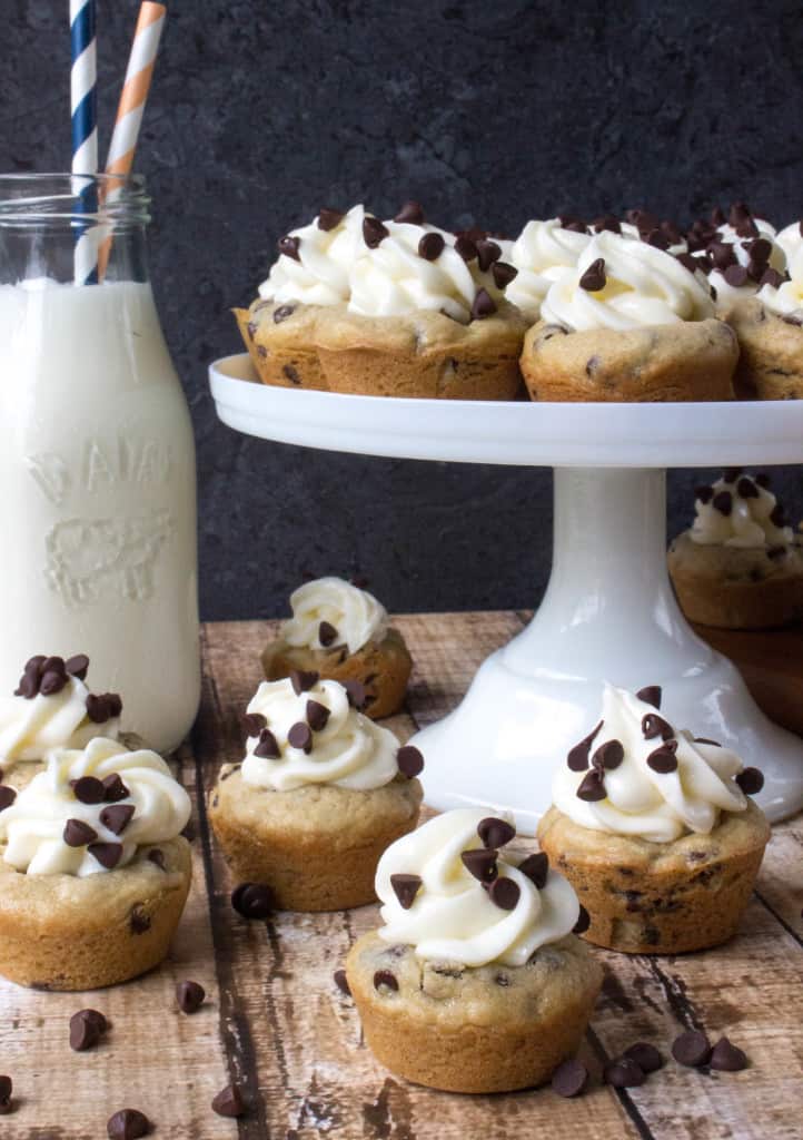 Cheesecake Filled Cookie Cups