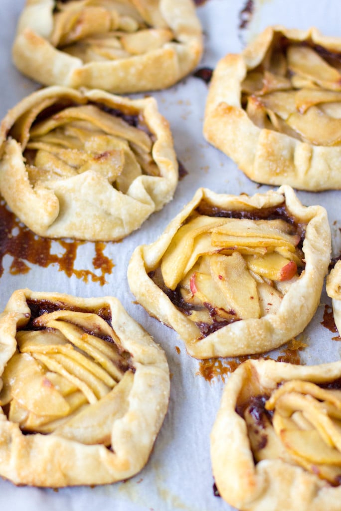 Mini apple galettes