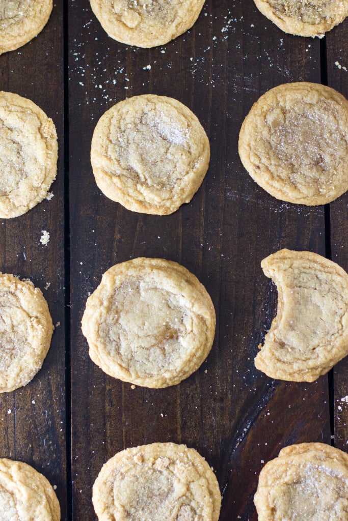 Maple Brown Sugar Cookies || SugarSpunRun.com