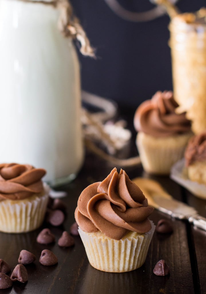 Mini Peanut Butter Cupcakes With Milk Chocolate Buttercream Sugar Spun Run 