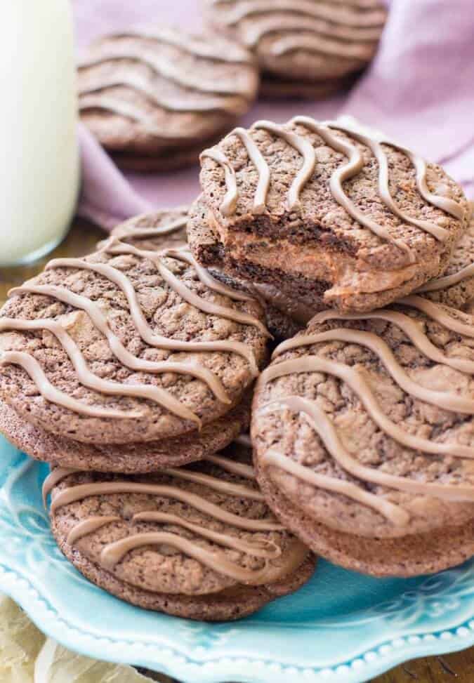 Chocolaty Homemade Fudge Rounds! 