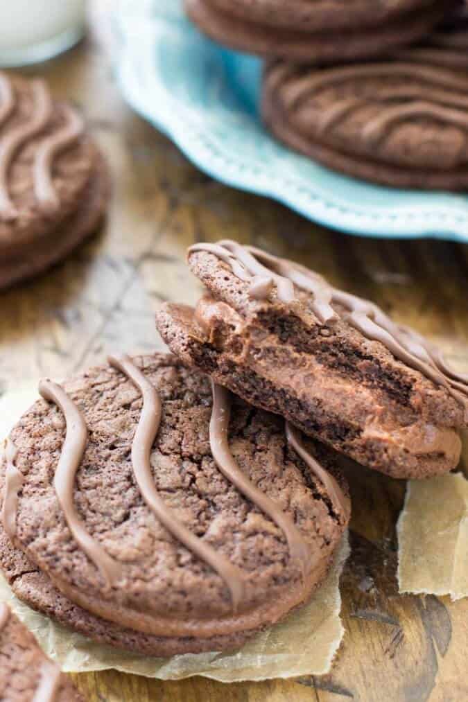 Chocolaty Homemade Fudge Rounds! 