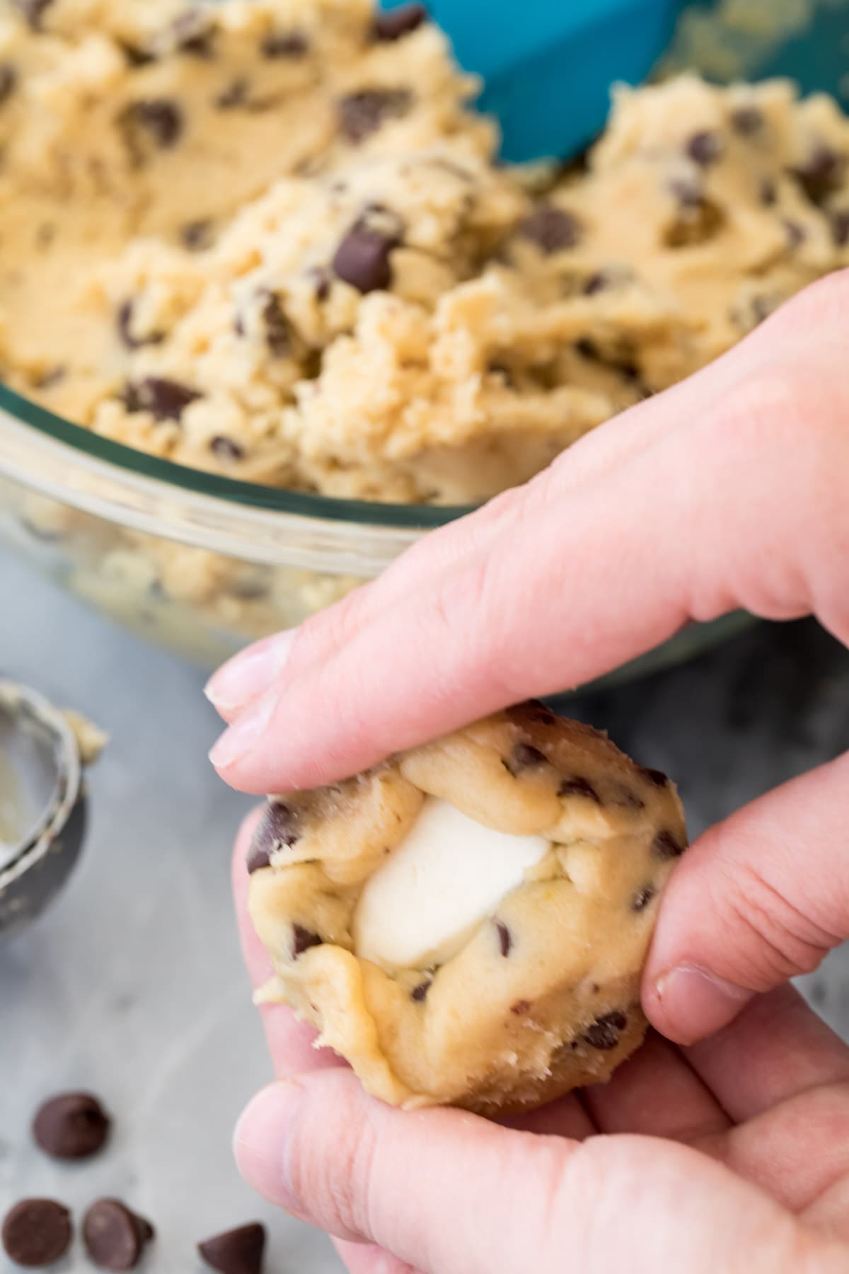 Stuffing cookie dough with frozen cheesecake