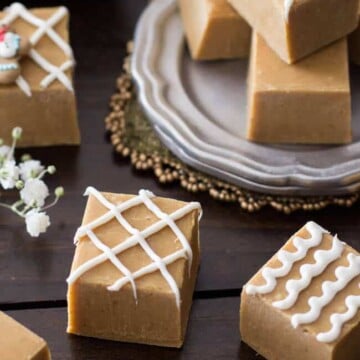 Gingerbread fudge squares