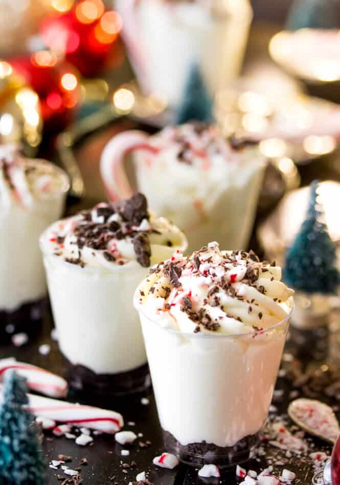 Peppermint Bark Dessert Shooters || Sugar Spun Run