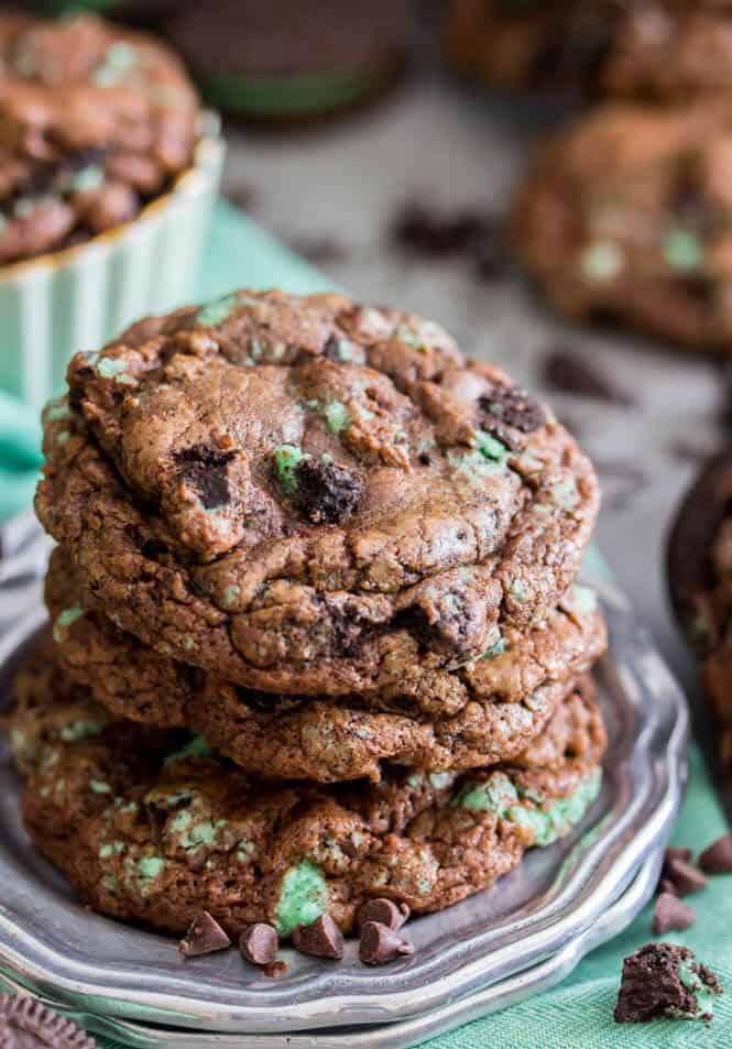 Chocolate Mint Oreo Cookies - Sugar Spun Run