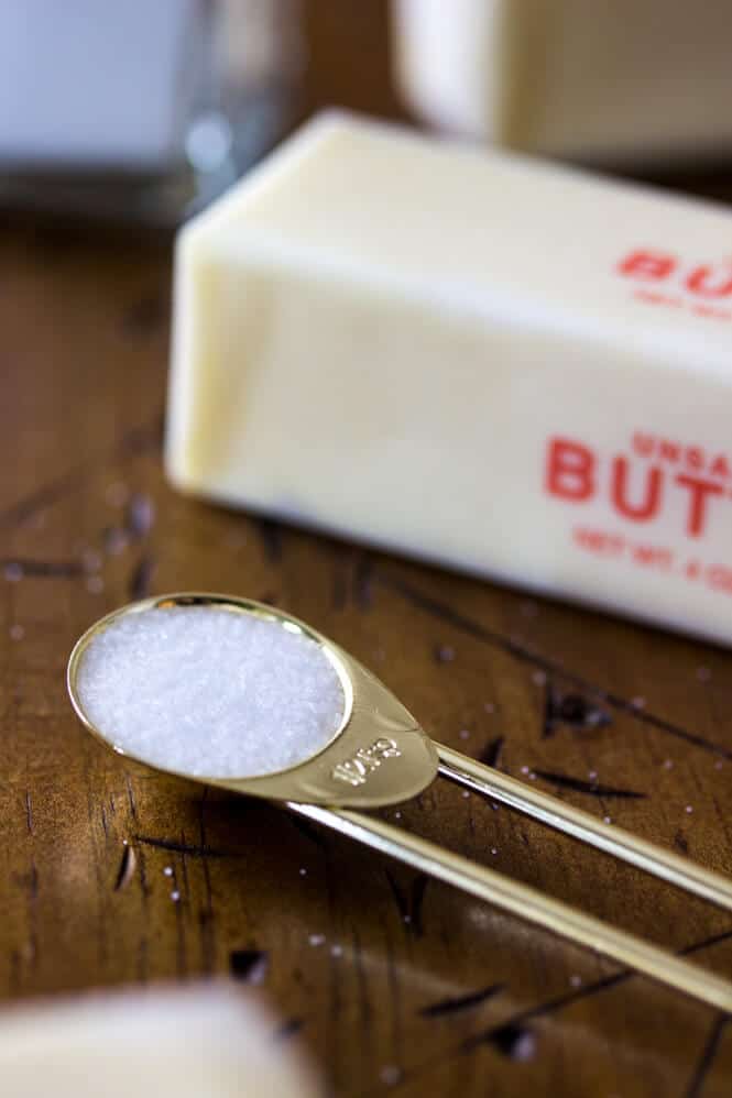 Salted or Unsalted Butter? Kitchen tips on when to use which kind of butter, and what the differences between the two are || Sugar Spun Run