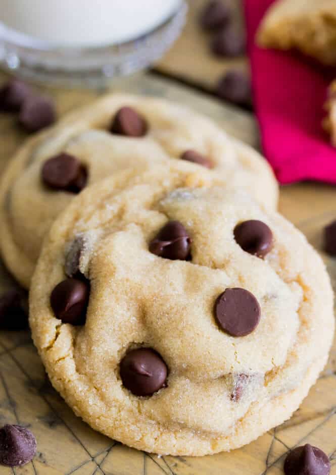 Peanut Butter Chocolate Chip Cookies || Sugar Spun Run