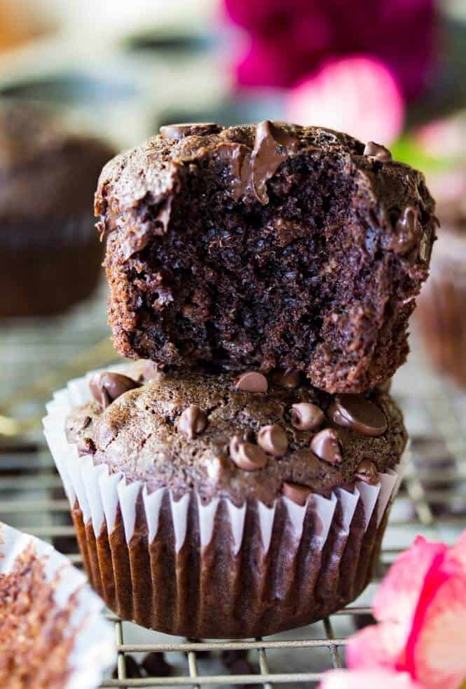 Double chocolate muffins made from scratch, with fudgy chocolate interiors and melty chocolate || Sugar Spun Run