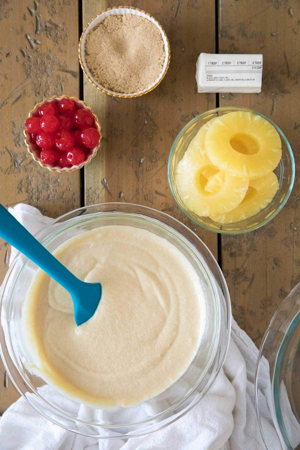 Pineapple upside down cake ingredients