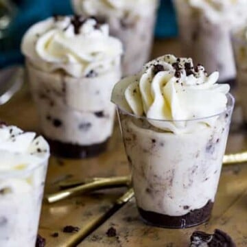 Oreo cheesecake dessert shooters