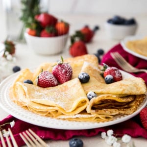 https://sugarspunrun.com/wp-content/uploads/2017/11/easy-crepes-recipe-1-of-1-300x300.jpg