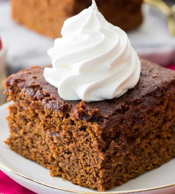 Gingerbread slice with whipped topping