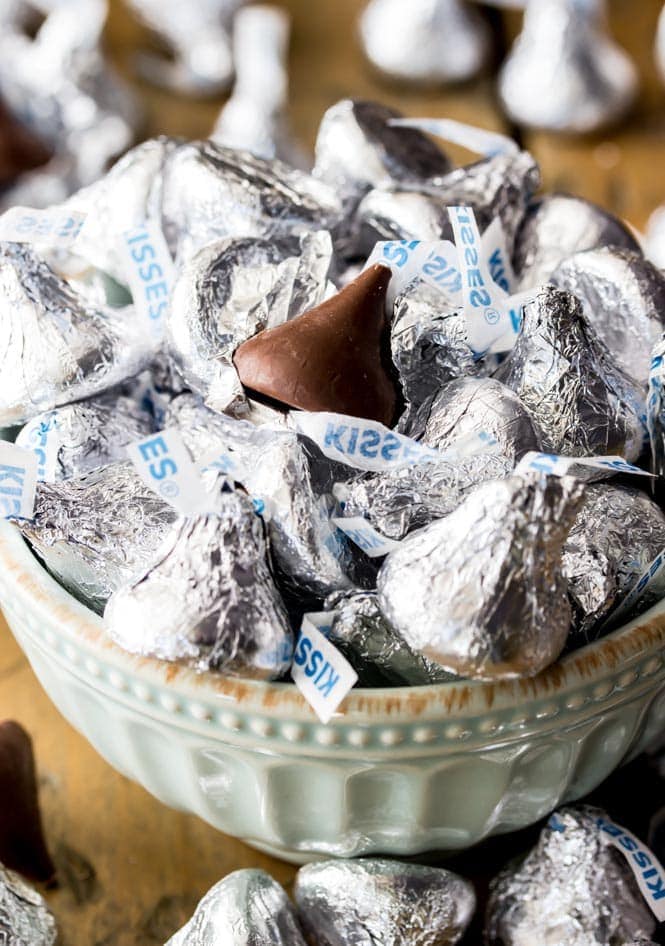 Milk chocolate kiss candies for peanut butter blossoms