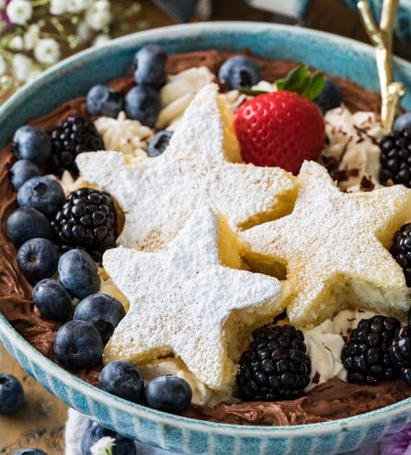 Dessert Bowl with star shapes and berries