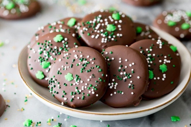 Thin Mint Copycat cookies on plate