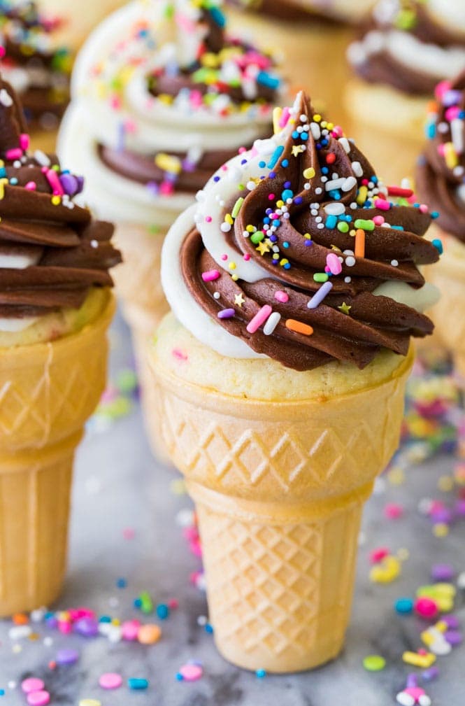 Ice Cream Cone Cupcakes - Sugar Spun Run