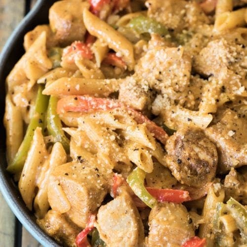 Cajun chicken pasta in pot