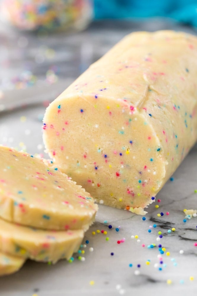 Slicing a log of slice and bake cookies