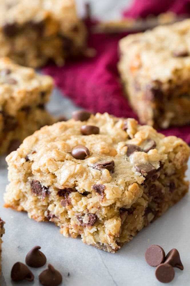 Oatmeal Cookie Bar Square