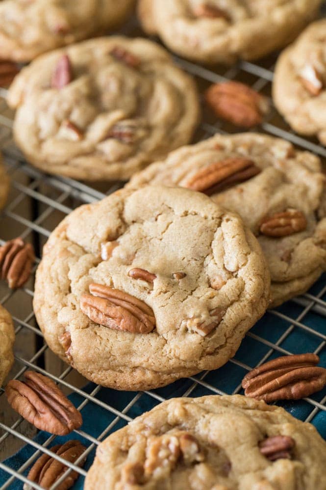 Soft Chewy Butter Pecan Cookies Sugar Spun Run