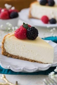 The Best Cheesecake Recipe - Sugar Spun Run