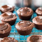 Brownie bites with chocolate filling
