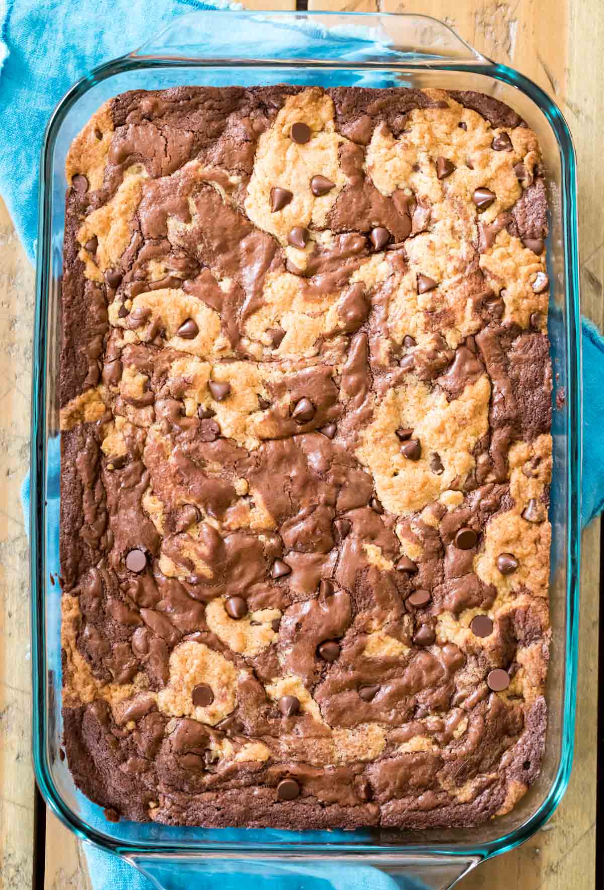 Overhead of freshly baked cookie/brownie bars in glass dish