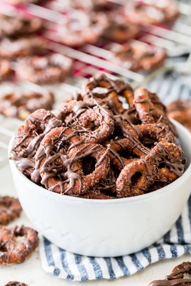 Candied Pretzels in bowl