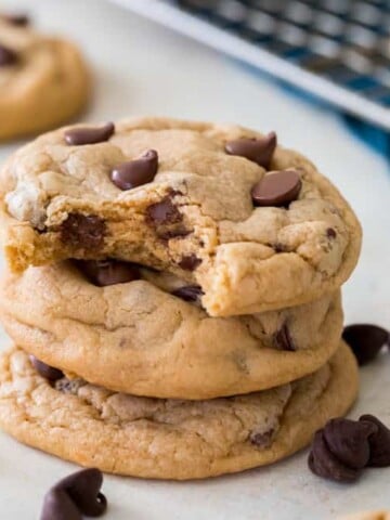 Chocolate chip pudding cookie stack