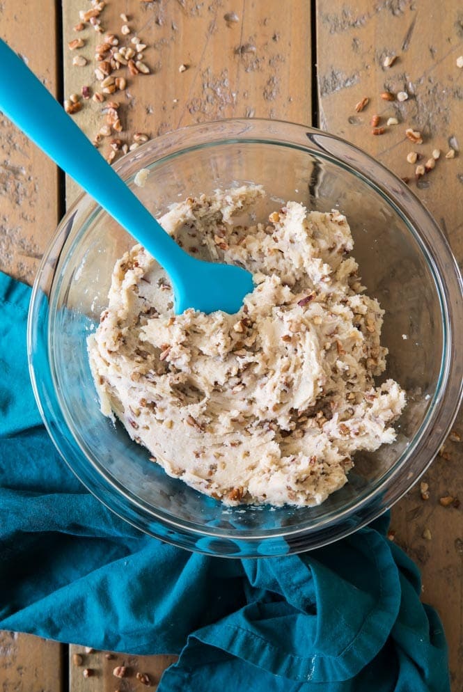 Pecan Sandies cookie dough in glass bowl