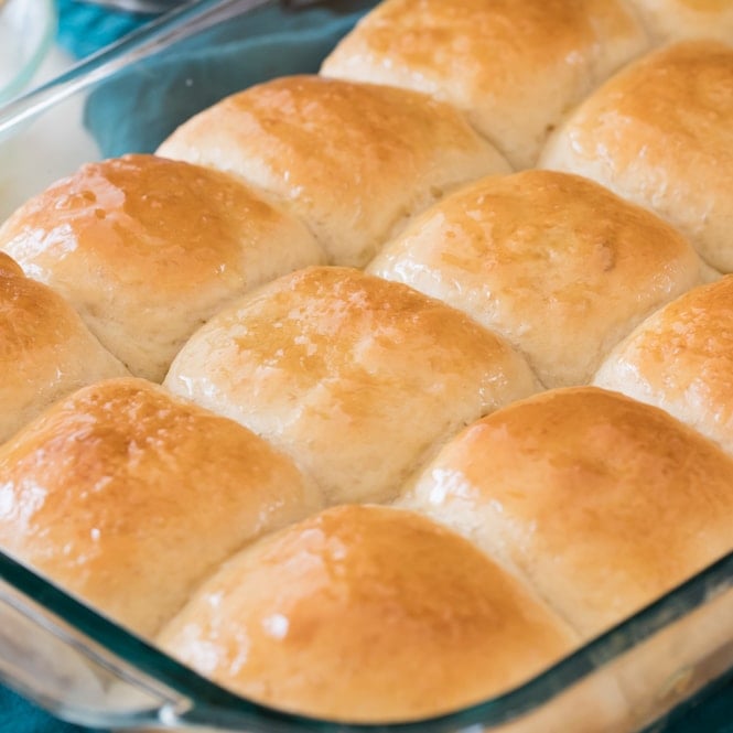 Easy Bread Rolls Recipe from scratch - ProperFoodie