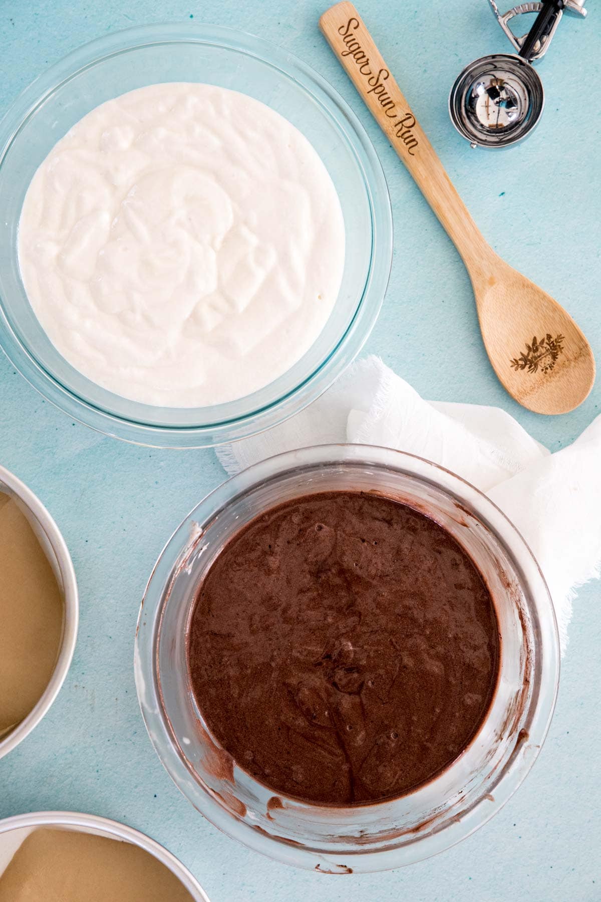 bowl of white batter and bowl of brown batter