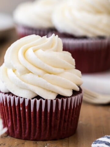 red velvet cupcake with ermine icing