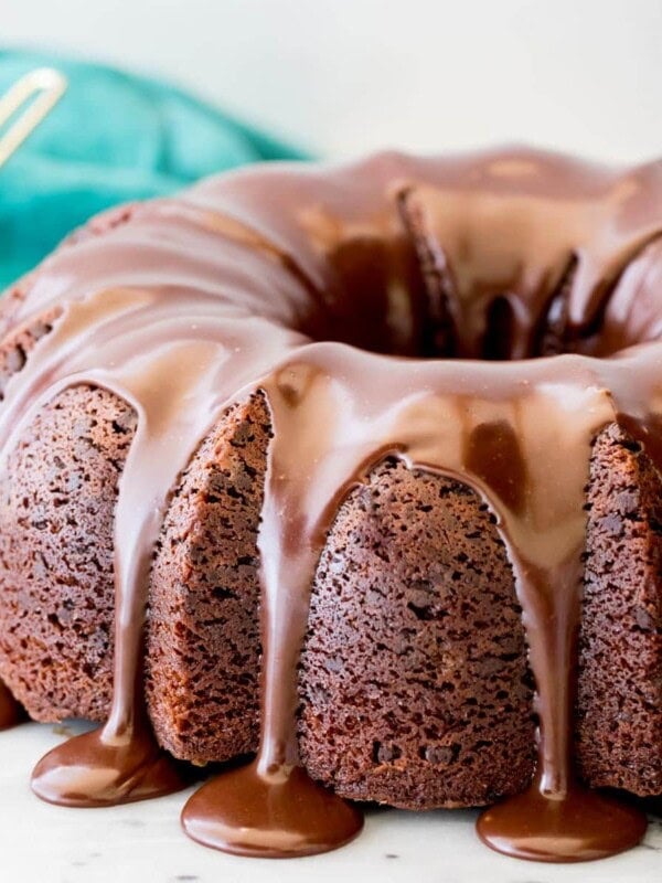 chocolate bundt cake with chocolate glaze