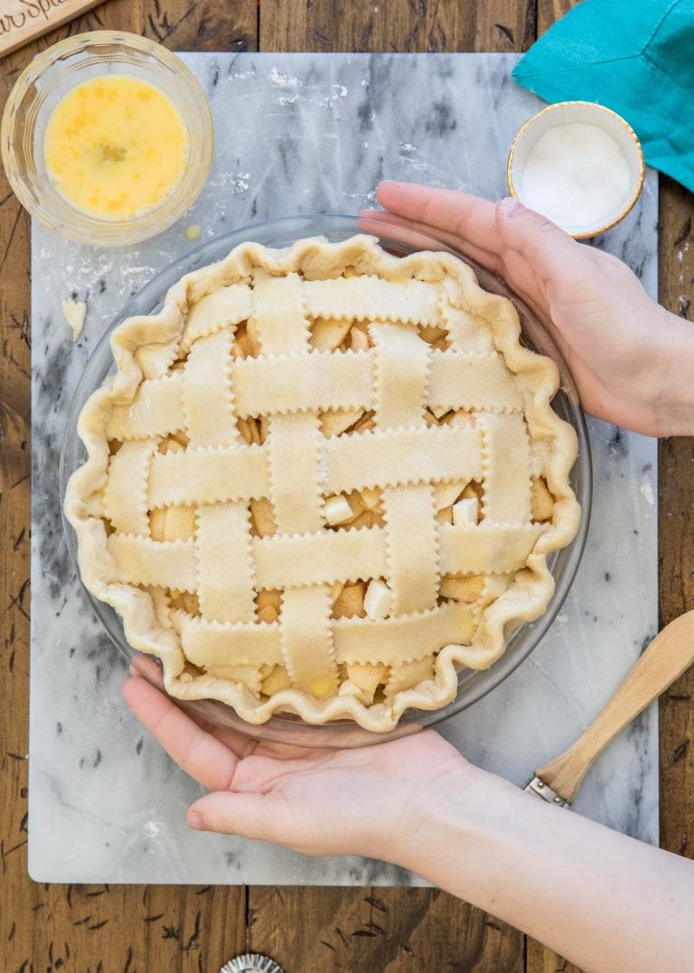 How to Make a Lattice Pie Crust Sugar Spun Run