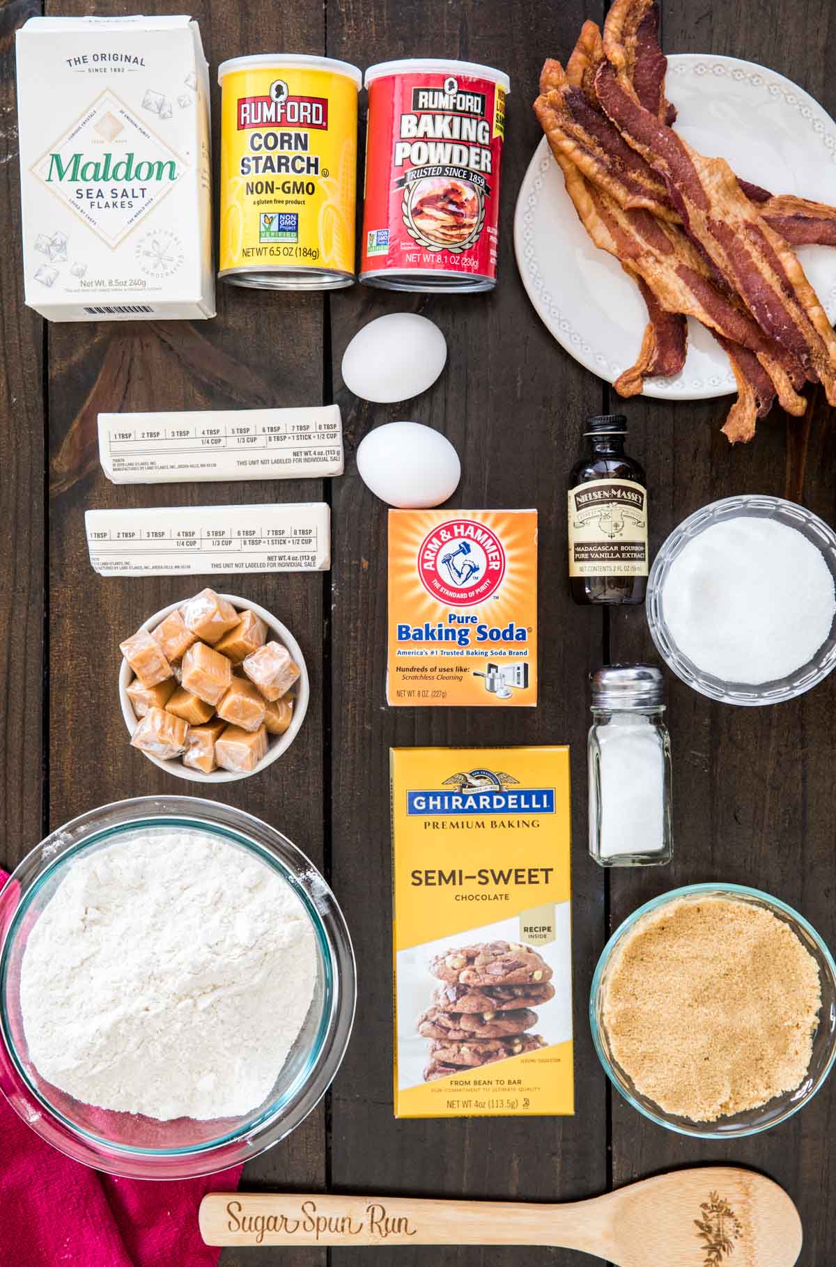 Ingredients to make Bacon cookies