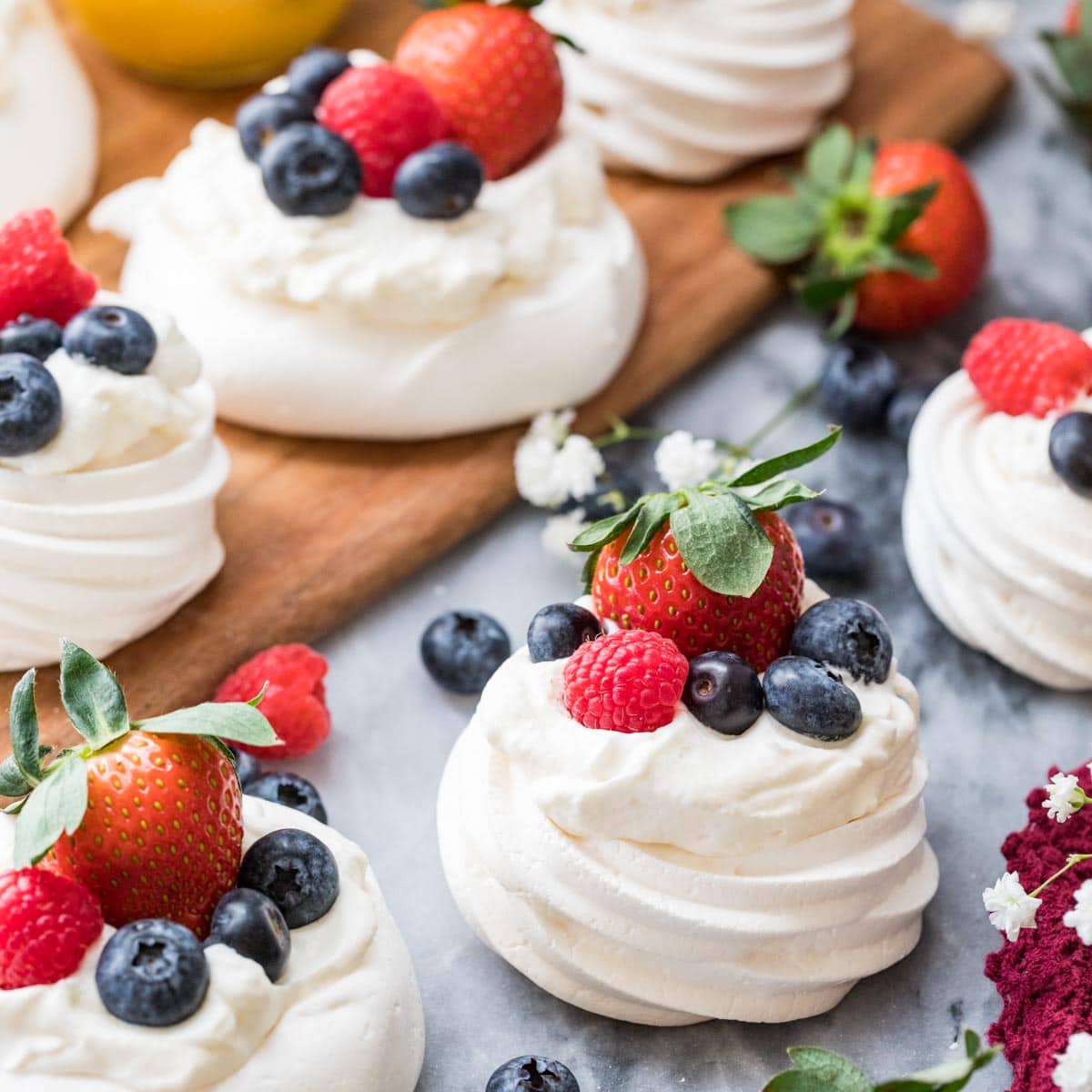 Mini Pavlova Cups