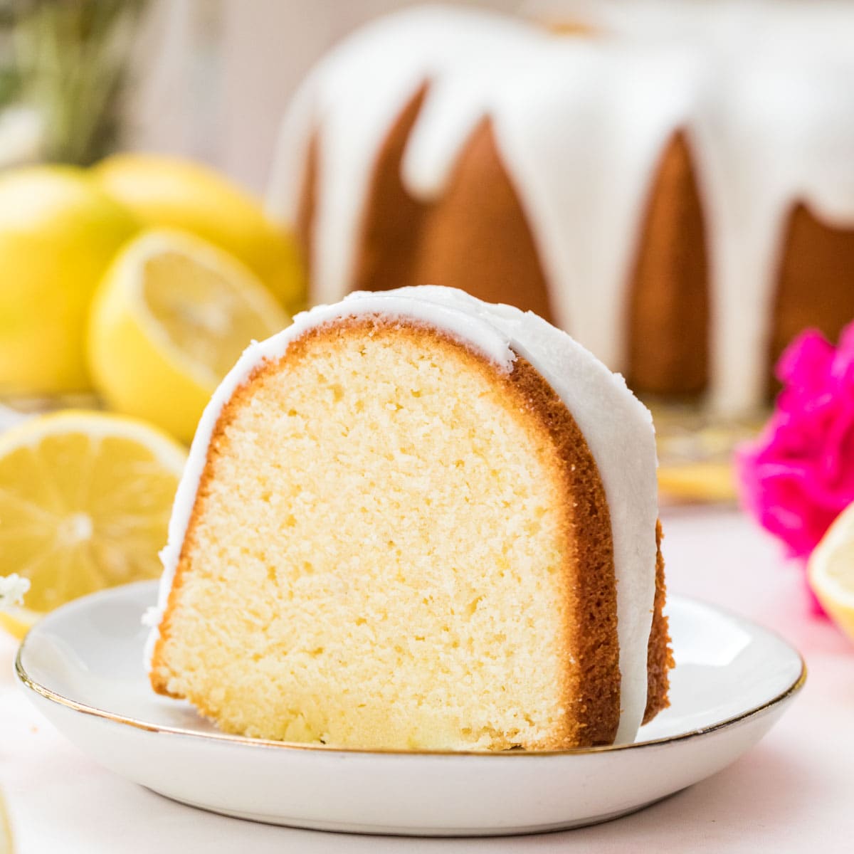 Instant Pot Lemon Bundt Cake, Fast and Easy