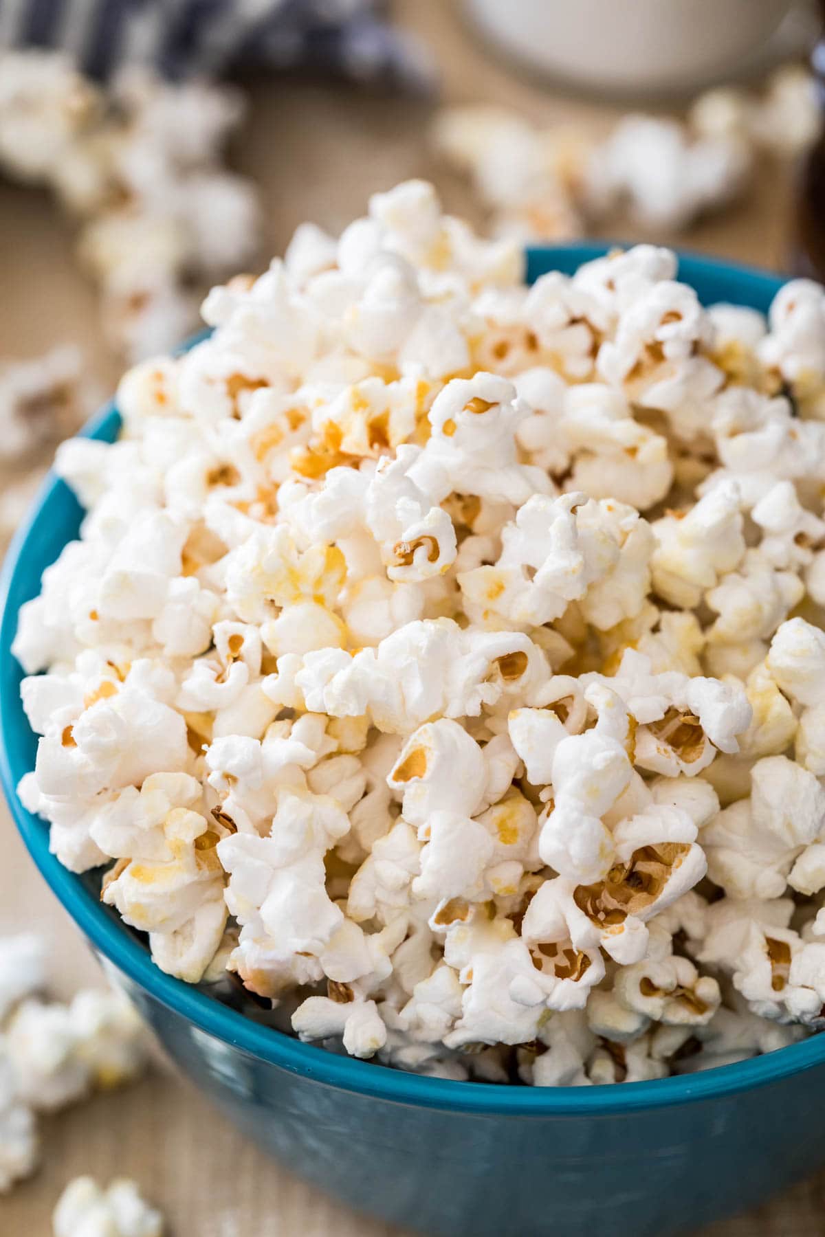 kettle corn in turquoise bowl