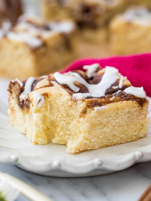 Cinnamon Roll Cake Sugar Spun Run