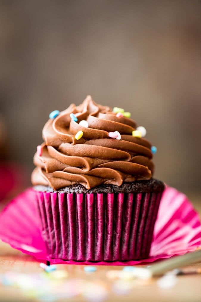 Easy Chocolate Cupcakes Sugar Spun Run