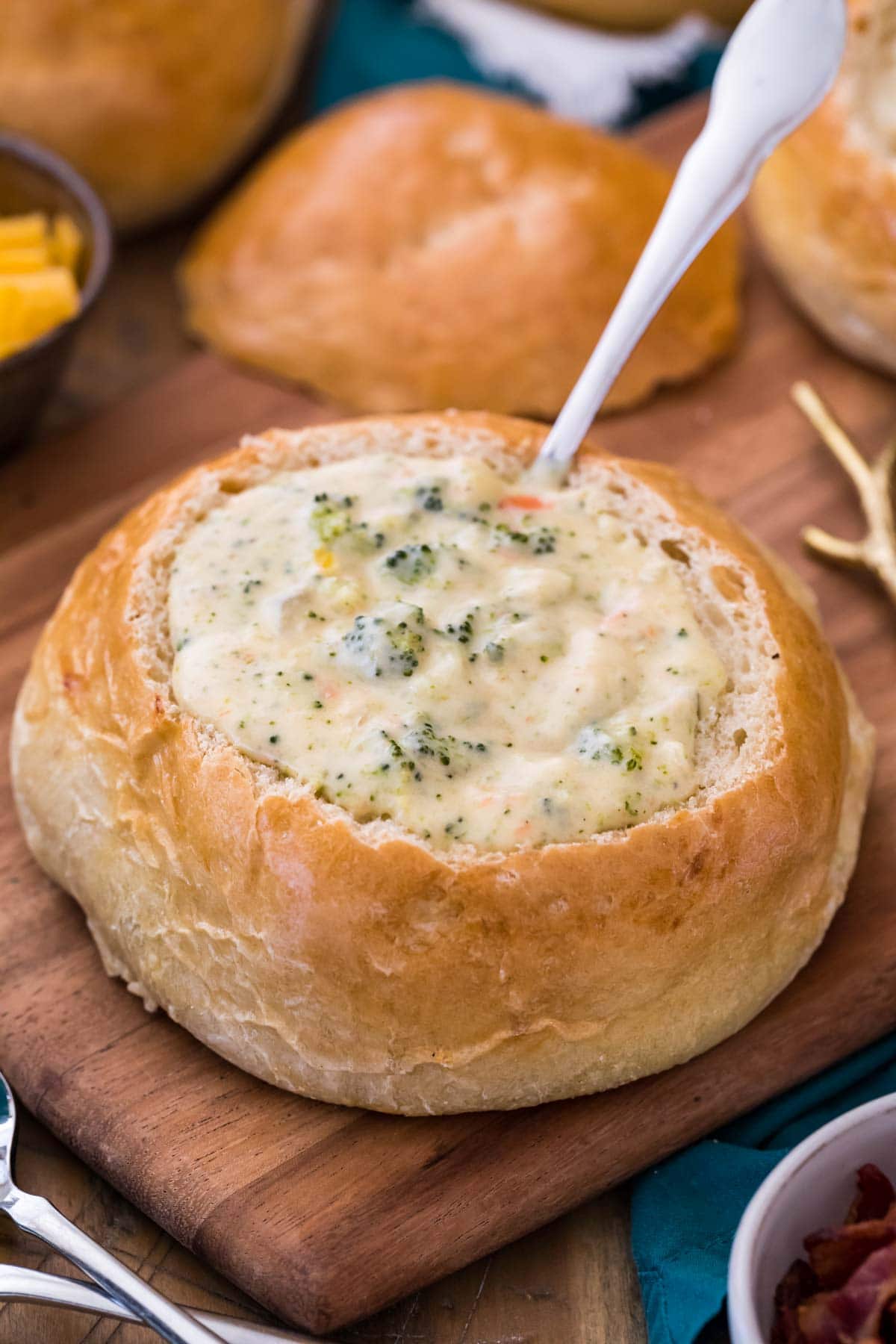 Bread bowl of broccoli soup.