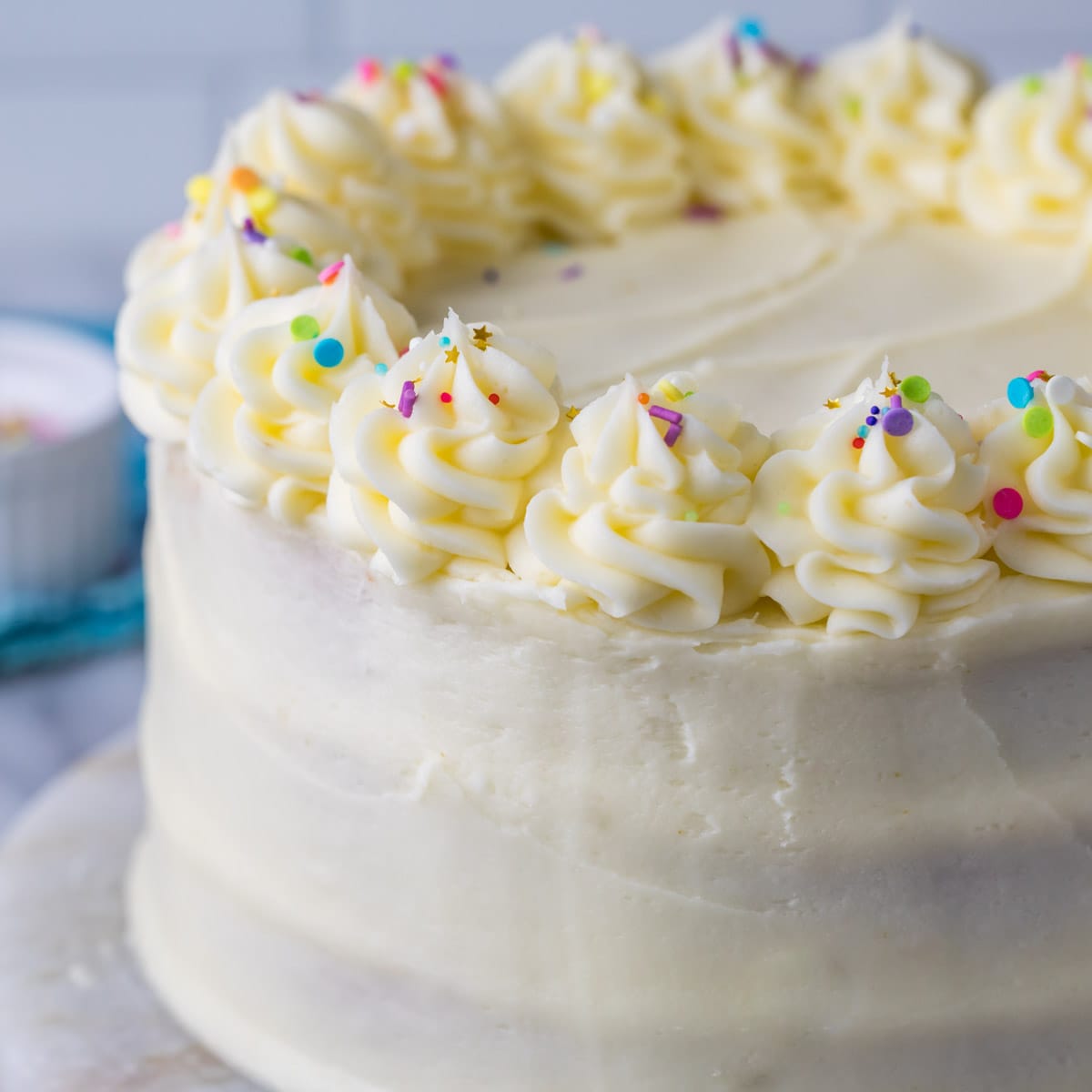 How To Decorate A Cake For Beginners