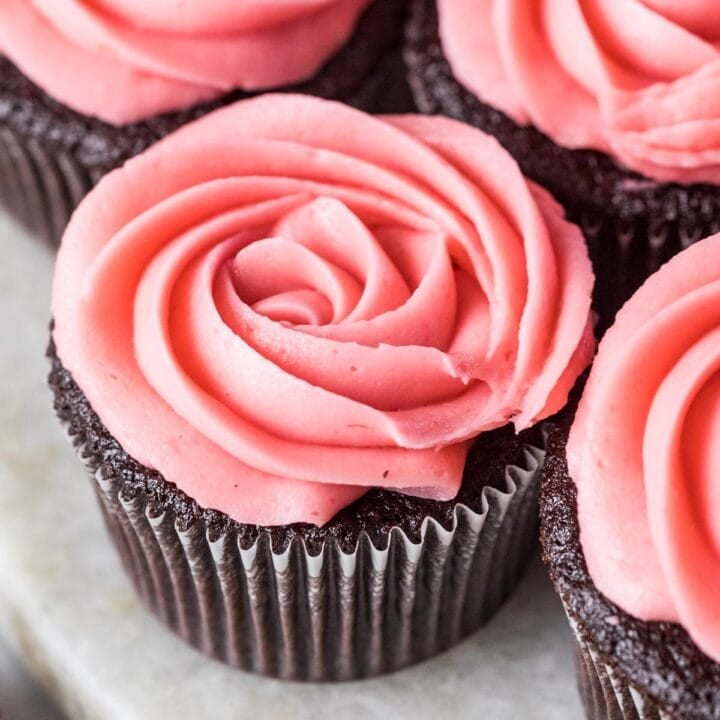 Raspberry Buttercream Frosting - Sugar Spun Run